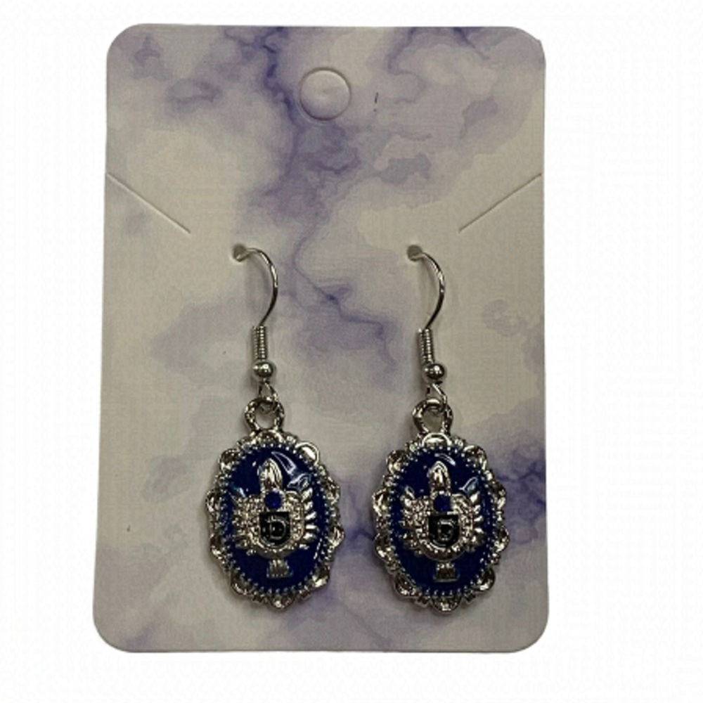 pattern earrings